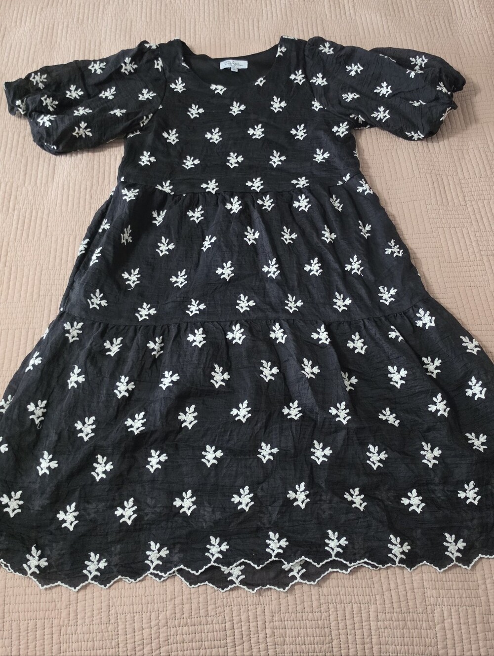 Black Embroidered Puff-Sleeve Midi Dress